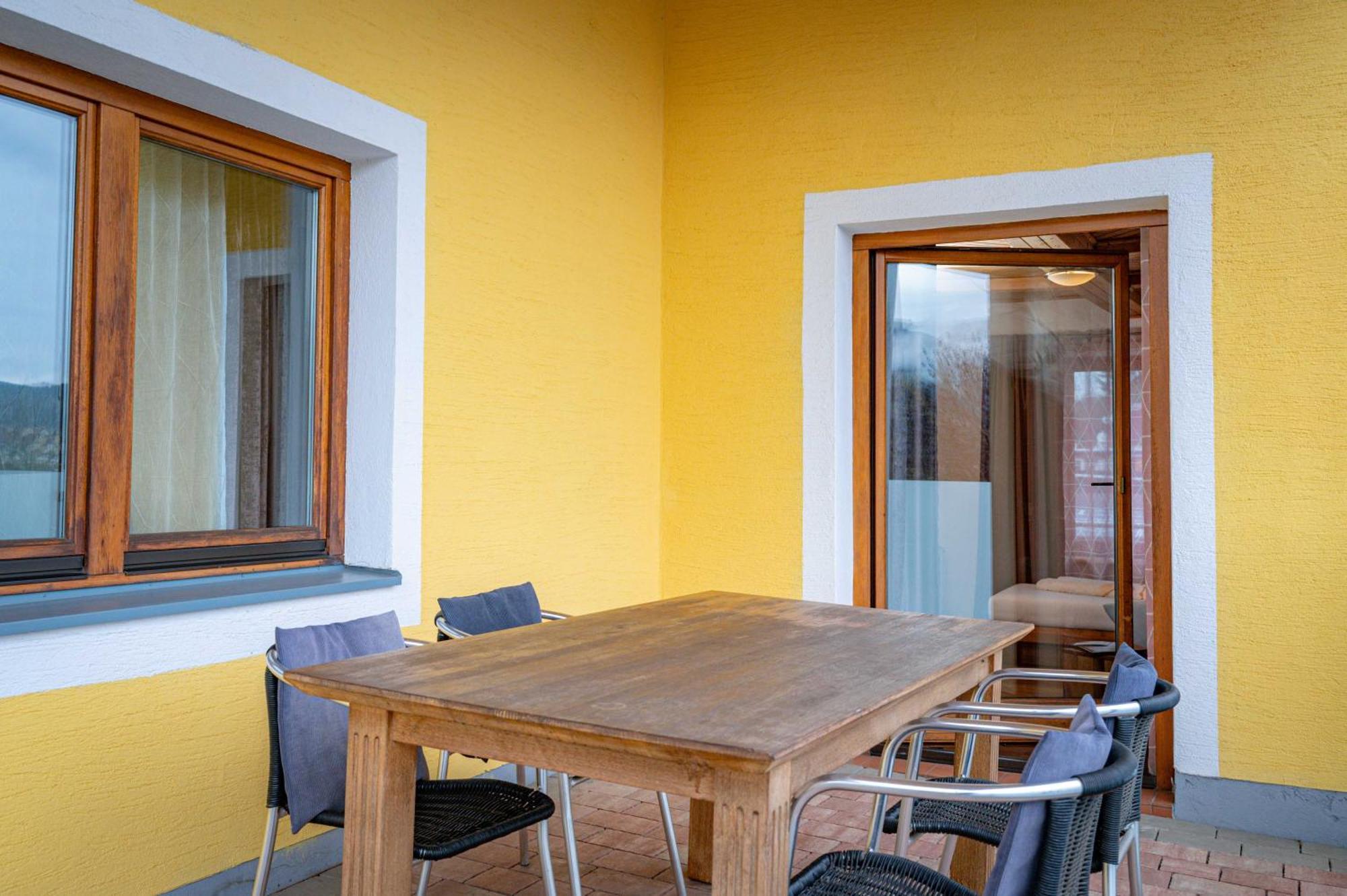 Pension Sandhof Knittelfeld Esterno foto