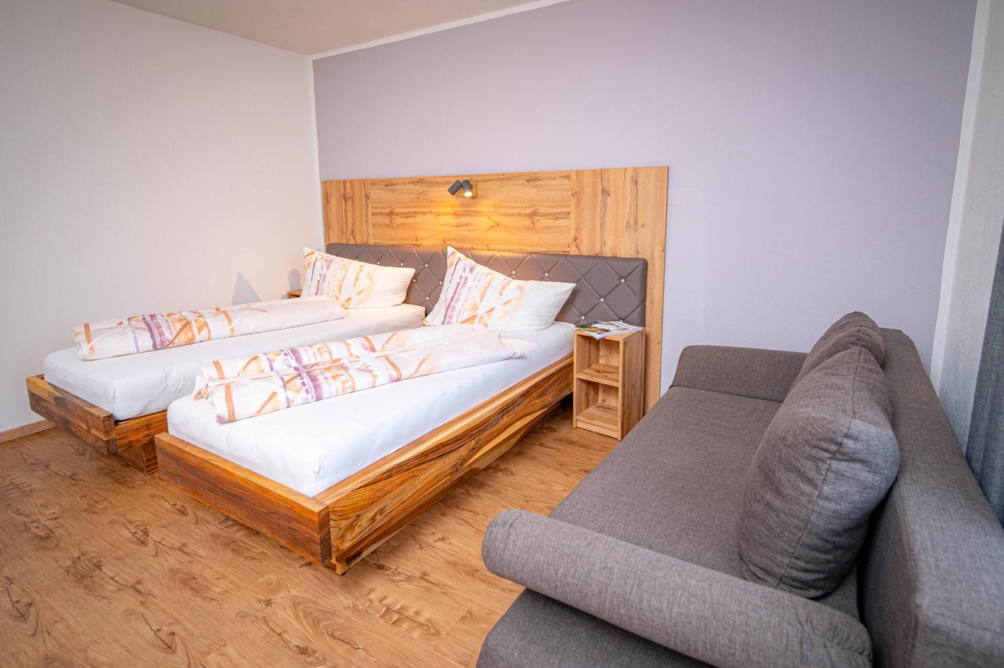 Pension Sandhof Knittelfeld Esterno foto